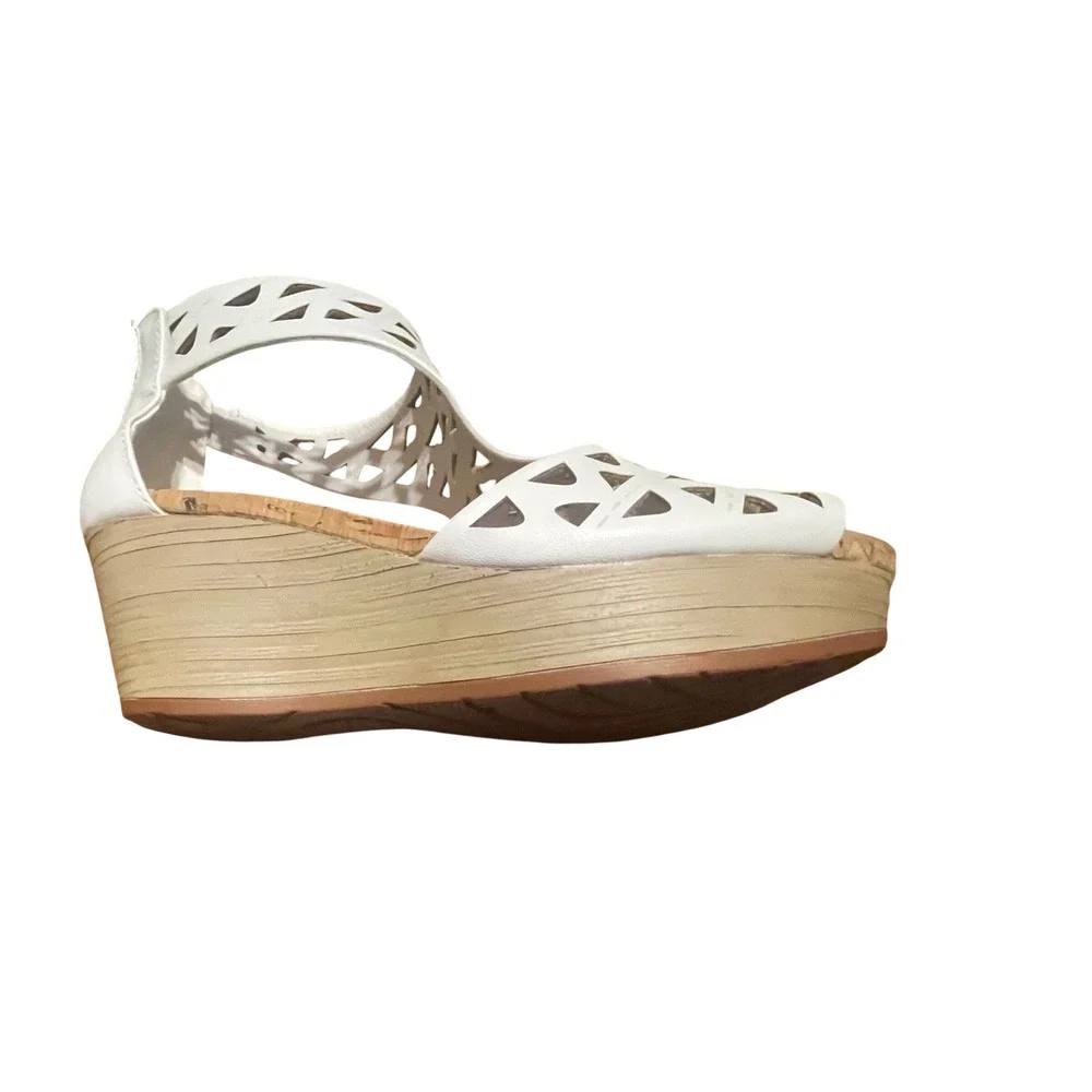 BareTraps miriam wedge